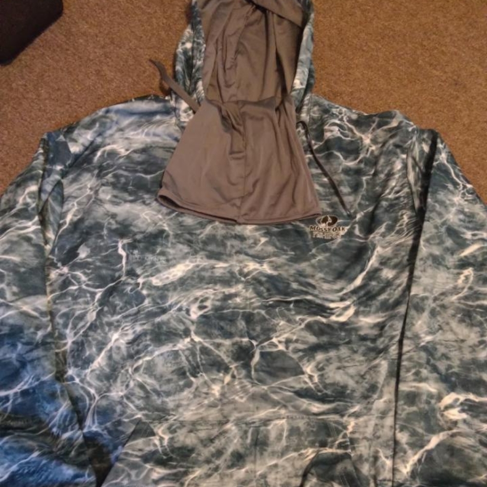 Mossy oak sweatshirt